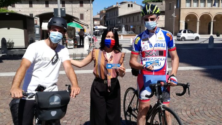 La lotta al cancro di Marco e il suo viaggio per celebrare la vita